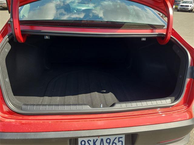 Photo of 2025 Currant Red Kia K4
