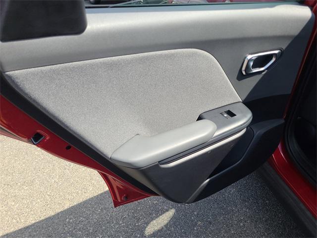 Photo of 2025 Currant Red Kia K4