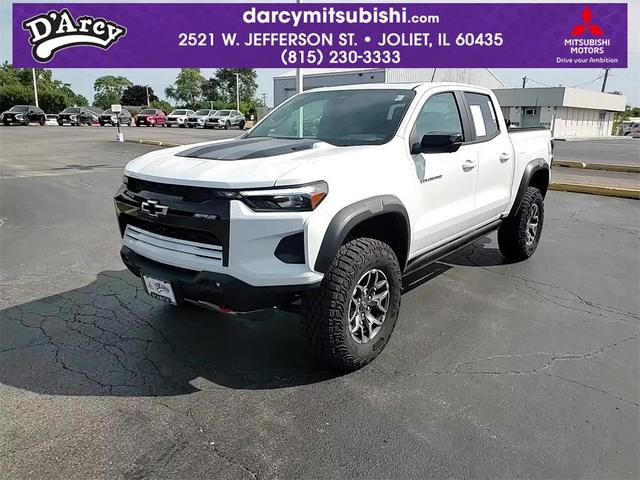 Photo of 2025 Summit White Chevrolet Colorado