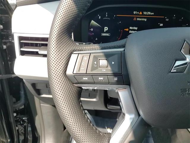Photo of 2025 Black Diamond Mitsubishi Outlander