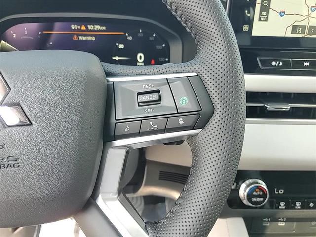Photo of 2025 Black Diamond Mitsubishi Outlander