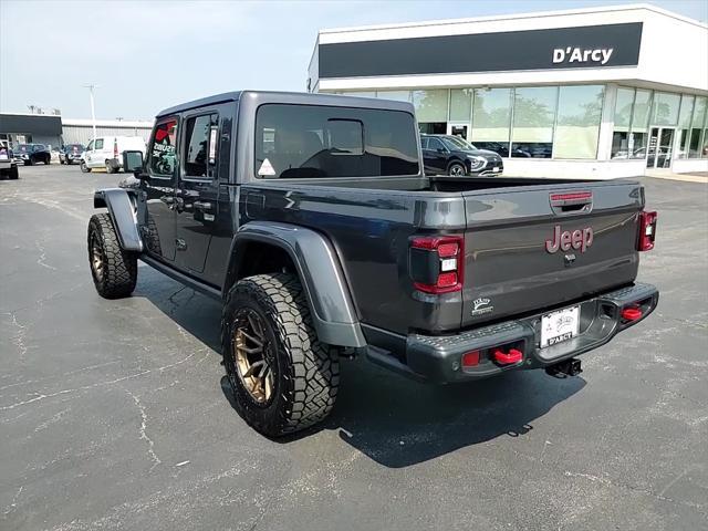 Photo of 2021 Granite Crystal Metallic Clearcoat Jeep Gladiator