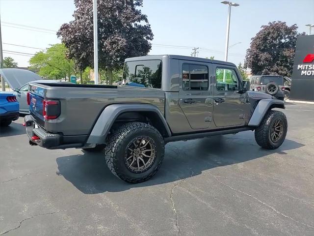 Photo of 2021 Granite Crystal Metallic Clearcoat Jeep Gladiator