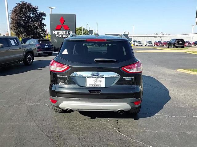 Photo of 2015 Tuxedo Black Ford Escape