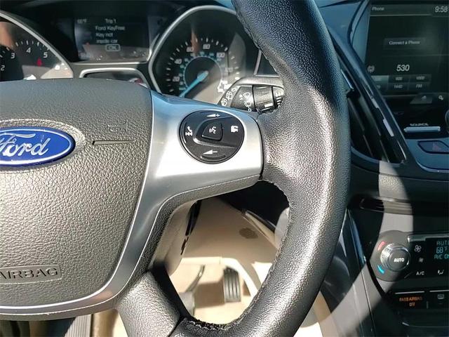 Photo of 2015 Tuxedo Black Ford Escape