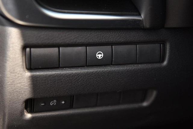 Photo of 2023 Brilliant Silver Metallic Nissan Rogue
