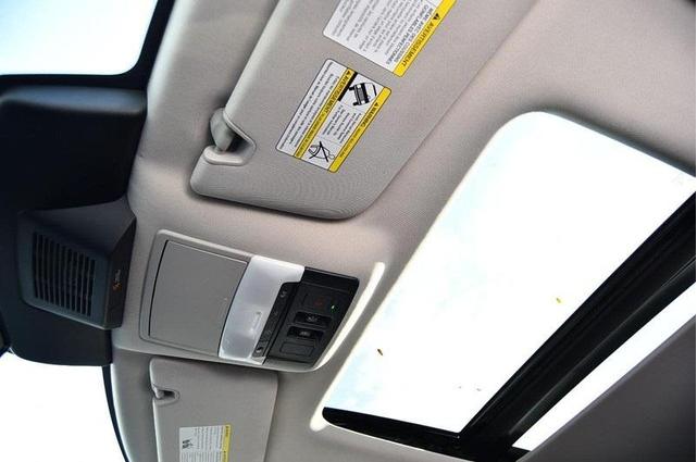 Photo of 2024 Super Black Nissan Pathfinder