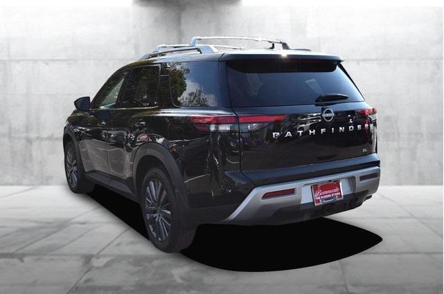 Photo of 2024 Super Black Nissan Pathfinder