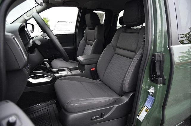 Photo of 2024 Tactical Green Metallic Nissan Frontier