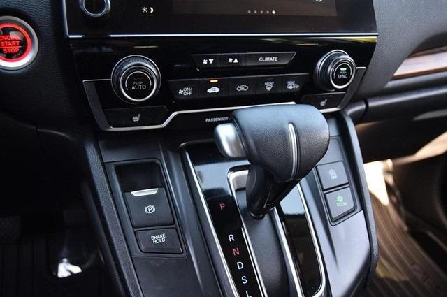 Photo of 2020 Platinum White Pearl Honda CR-V