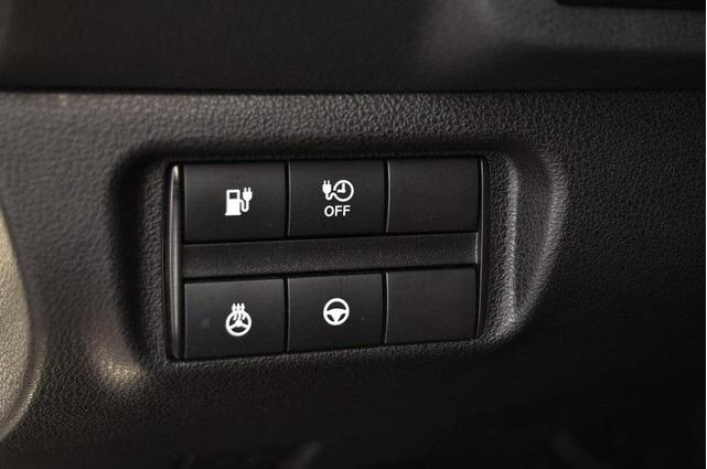Photo of 2024 Super Black Nissan Leaf