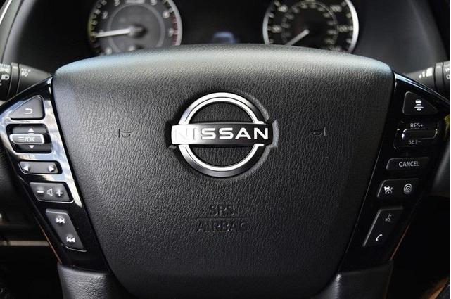 Photo of 2024 Super Black Nissan Armada