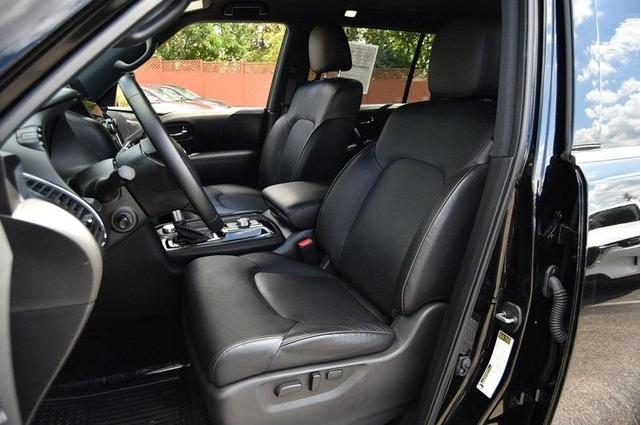 Photo of 2024 Super Black Nissan Armada