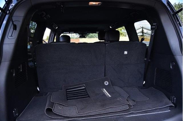 Photo of 2024 Super Black Nissan Armada