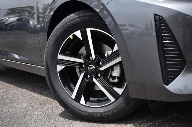 Photo of 2025 Gun Metallic Nissan Sentra