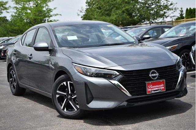 Photo of 2025 Gun Metallic Nissan Sentra