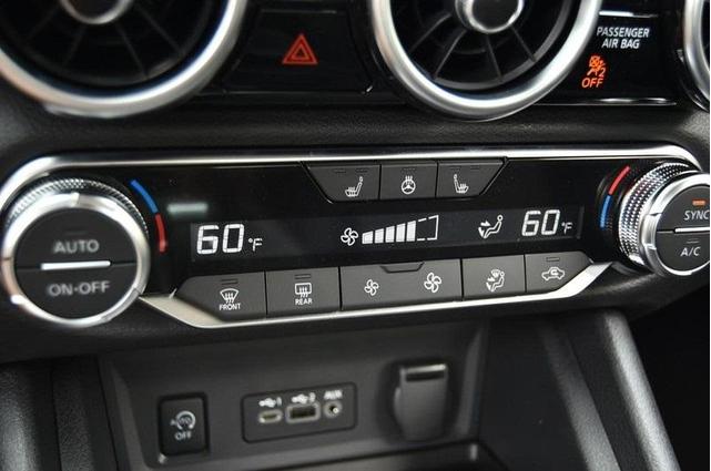 Photo of 2025 Gun Metallic Nissan Sentra
