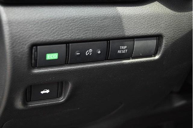 Photo of 2025 Gun Metallic Nissan Sentra