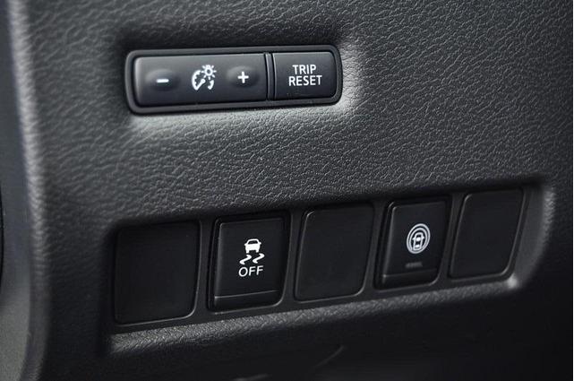 Photo of 2024 Pearl White Nissan Murano