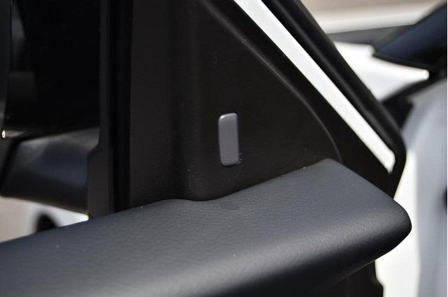 Photo of 2024 Aspen White Tricoat Nissan Sentra