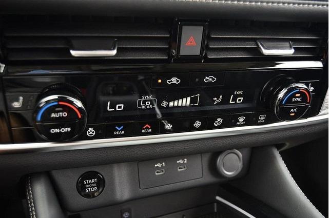 Photo of 2025 Boulder Gray Metallic Nissan Rogue