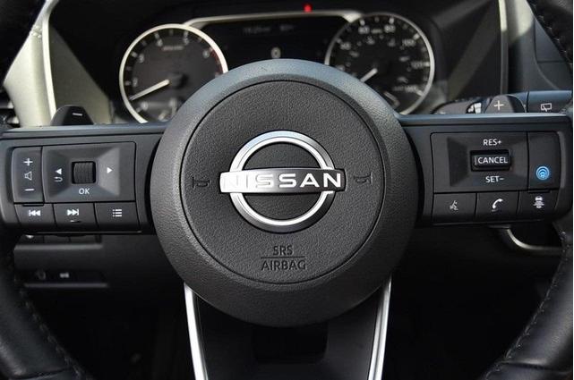 Photo of 2024 Everest White P Nissan Rogue