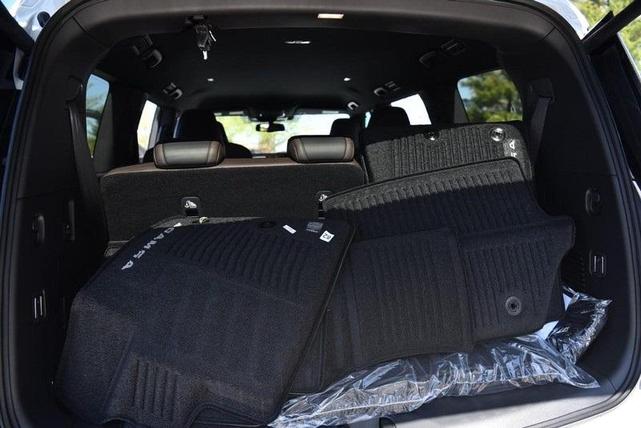 Photo of 2025 Aspen White Nissan Armada