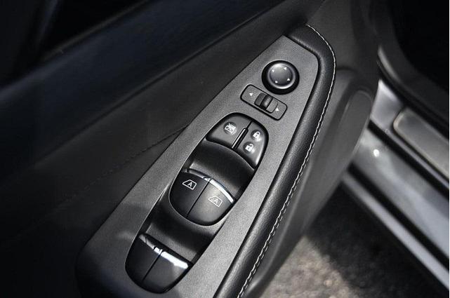 Photo of 2023 Gun Metallic Nissan Maxima