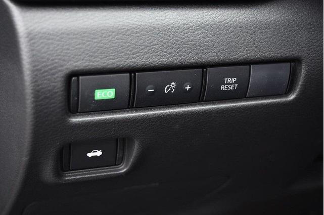 Photo of 2025 Black Nissan Sentra