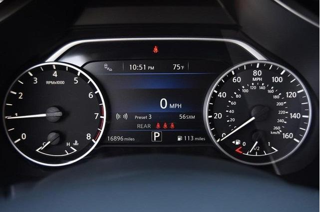 Photo of 2024 Boulder Gray Nissan Murano