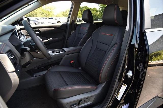 Photo of 2026 Black Nissan Rogue