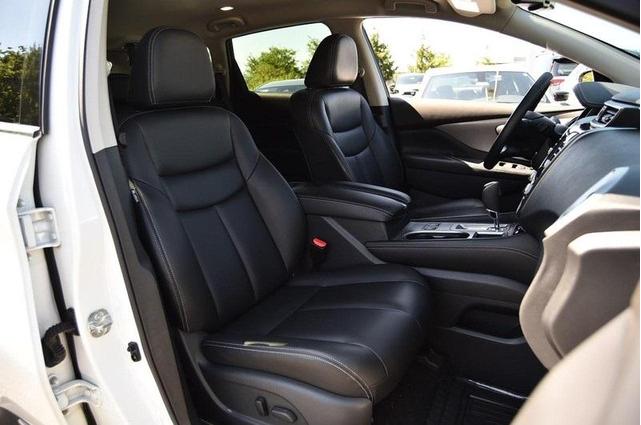 Photo of 2024 Pearl White Nissan Murano