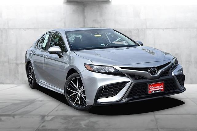 Photo of 2024 Silver Toyota Camry