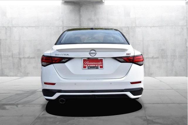 Photo of 2024 White Nissan Sentra