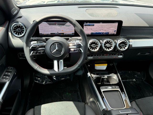 Photo of 2025 Black Mercedes-Benz GLB 250