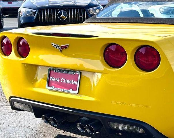 Photo of 2008 Velocity Yellow Tinted Clearcoat Chevrolet Corvette