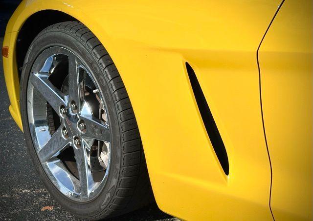 Photo of 2008 Velocity Yellow Tinted Clearcoat Chevrolet Corvette