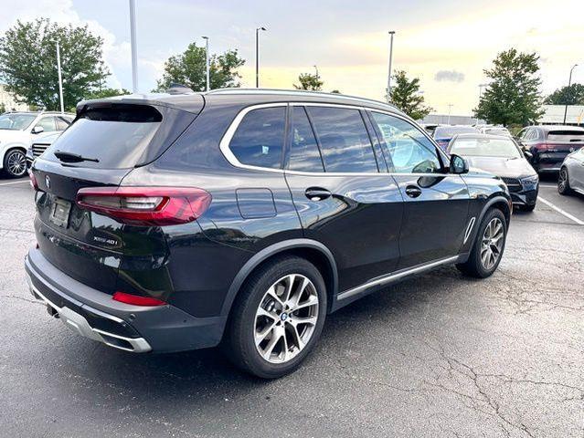 Photo of 2021 Black Sapphire Metallic BMW X5