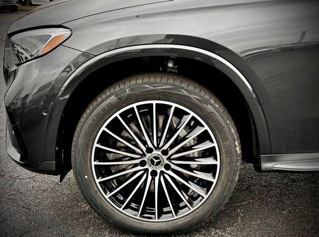 Photo of 2025 Graphite Gray Metallic Mercedes-Benz GLC 300