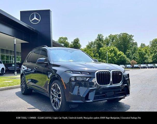 2023 BMW X7