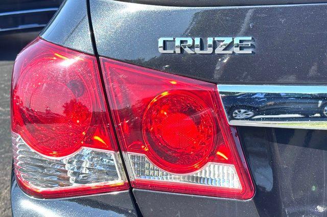Photo of 2014 Black Granite Metallic Chevrolet Cruze