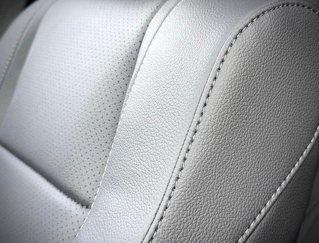 Photo of 2025 Black Mercedes-Benz GLE 450