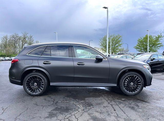 Photo of 2025 Gray Mercedes-Benz GLC 300