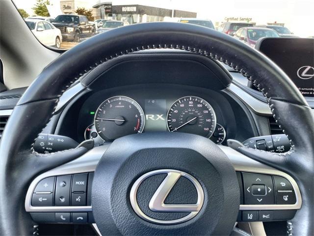 Photo of 2022 White Lexus RX 350