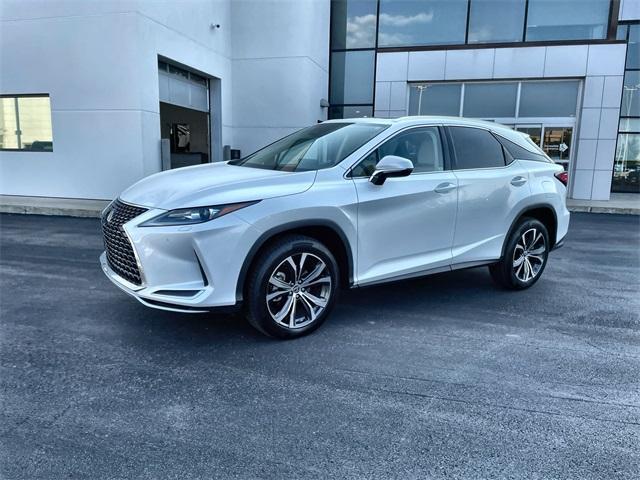 Photo of 2022 White Lexus RX 350