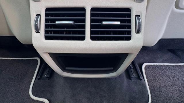 Photo of 2012 Fuji White Land Rover Range Rover Evoque