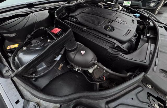Photo of 2014 Steel Gray Metallic Mercedes-Benz C-Class