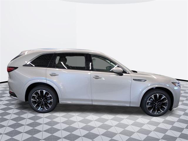Photo of 2026 Platinum Quartz Mazda CX-90