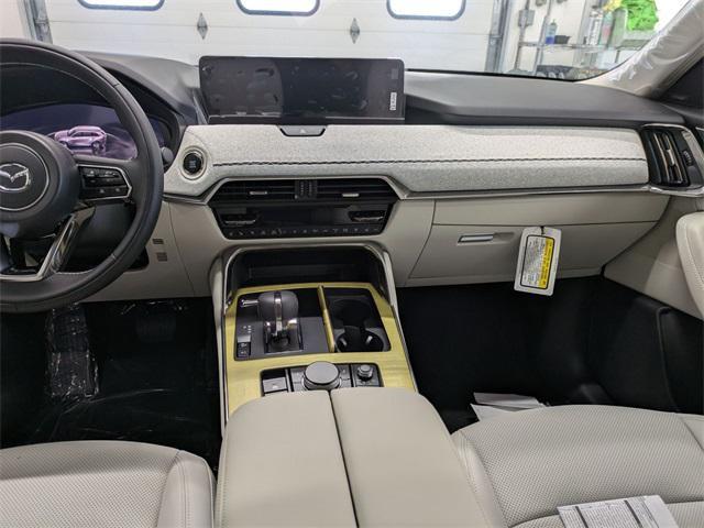 Photo of 2026 Platinum Quartz Mazda CX-90