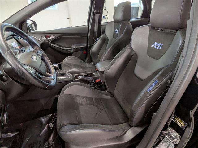 Photo of 2017 Shadow Black Ford Focus RS